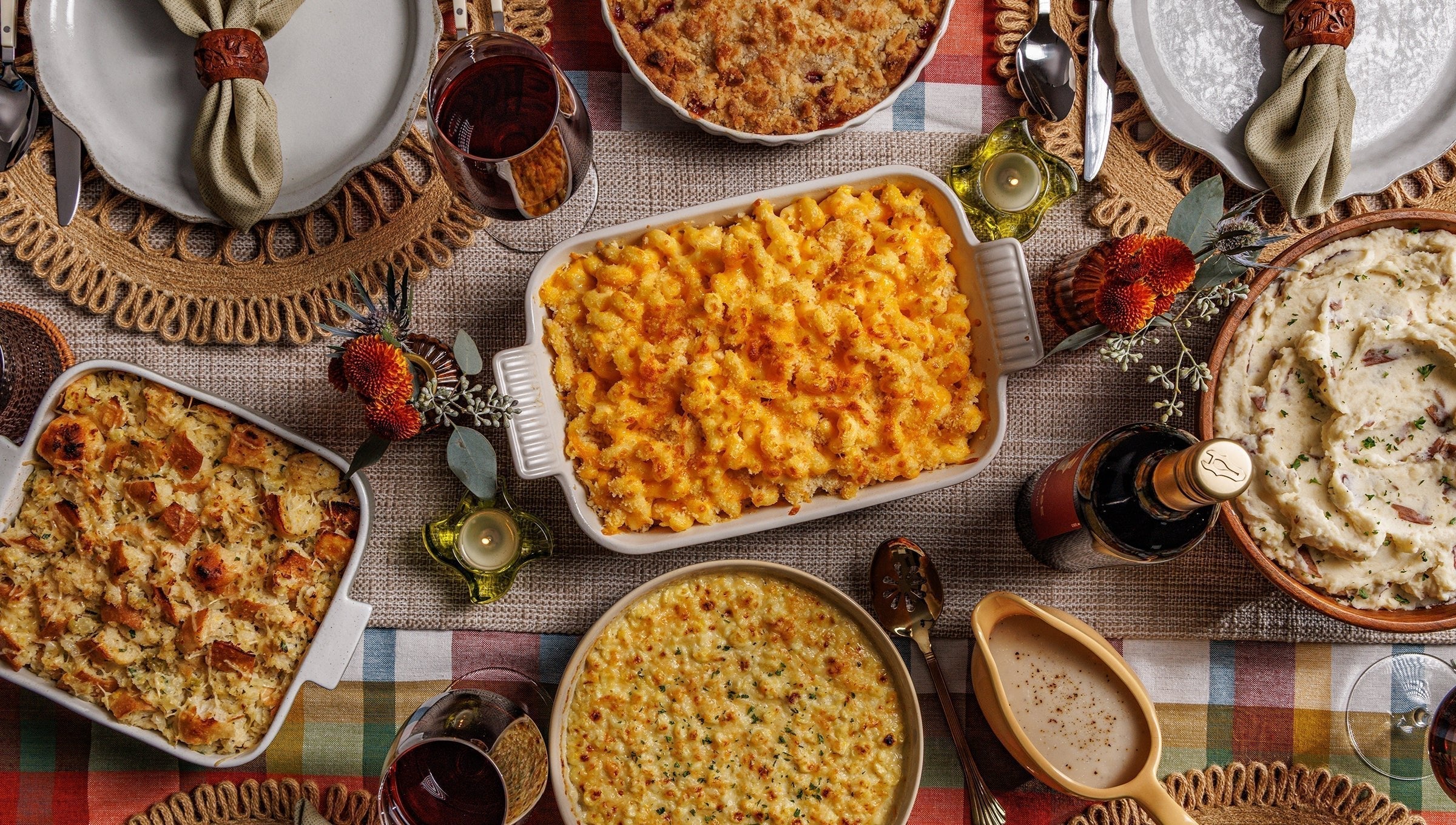 The Holiday Playbook: Easy Ways to Make the Season Bright - LD.com